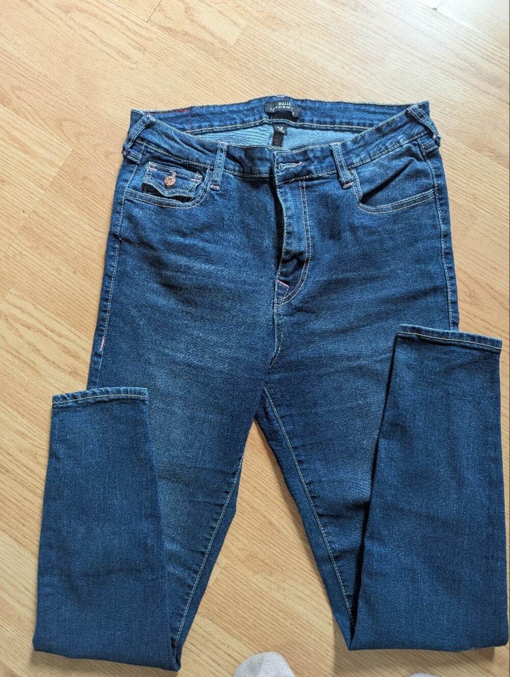 True Religion Hallie Super Skinny Jeans. Like New